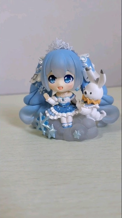 Snow Miku Snow Princess 2019 Gashapon Figure