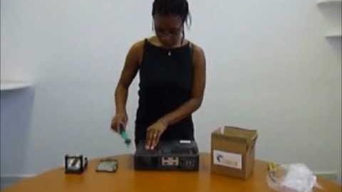 Changing a projector lamp Nec VT85LP of a projector Nec VT480