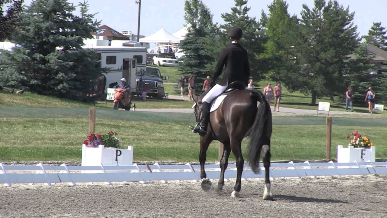 Eleanor McLean Dressage at Rebecca Farm July 2012 - YouTube