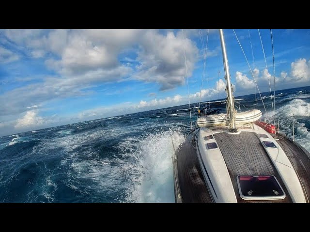 Will the boat flip? The worst pass entry into an atoll so far – EP 157 Sailing Seatramp