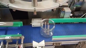 Fully automatic 1-4 wicks inserting machine