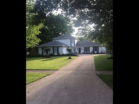 3450 Parkview Dr, Avon, OH home video tour