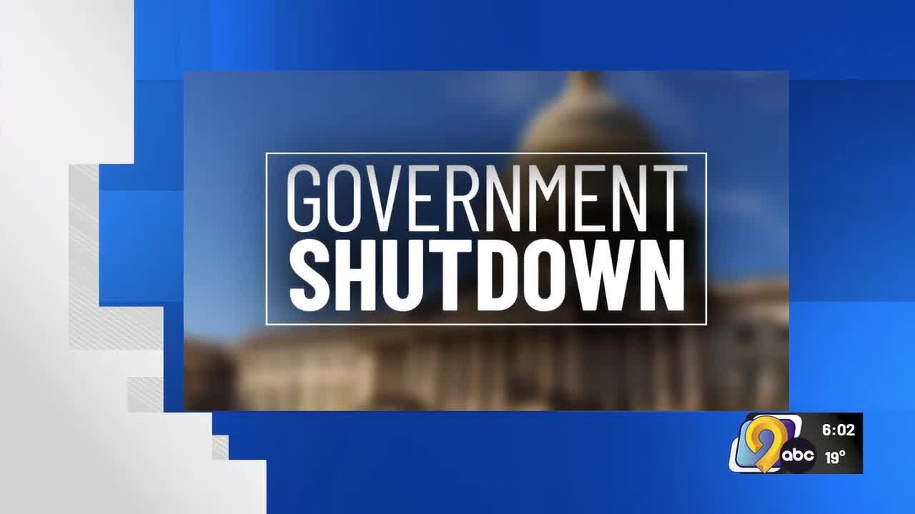 Iowa lawmakers weigh in as Senate advances bill to end the government ...