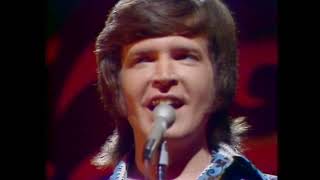 Paul Revere & The Raiders - Indian Reservation 1971