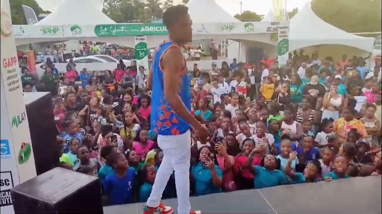 Yung Bredda performs at MYDNS La Brea "Youth Caravan" Yung Bredda performs at MYDNS La Brea "Youth Caravan"
