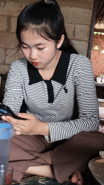 FC thai มาเยี่ยมเยือนน้องอารมณ์
