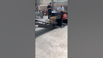 Vibrating screen screening efficiency is high.#sievingmachine #Equipment #manufactory