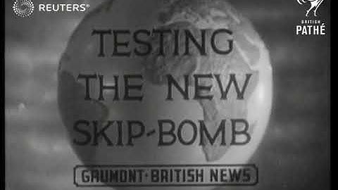 Pilots train on using the skip bomb (1943)