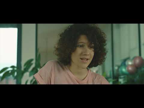 იზი და ჯადოქარი Official Film