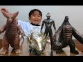 ゆうとん大人買い！ウルトラヒーロー500 ウルトラ怪獣500　たくさんGET！でまずは怪獣o(o|o)/　EXレッドキング　ゴモラ　ハンザギラン　ティガダーク　ゆうとん 4歳