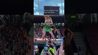 What a magical night! If you’re a Swiftie, drop a 🫶🏻 in the comments below so we can say hi! 🤍 We