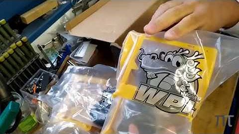 unboxing: WPL C34KM |