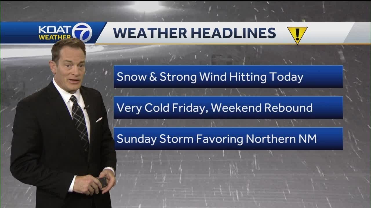 Snow & Strong wind hitting today - YouTube