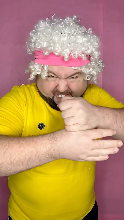 Still surprising mom with magic✨😂😱#funny