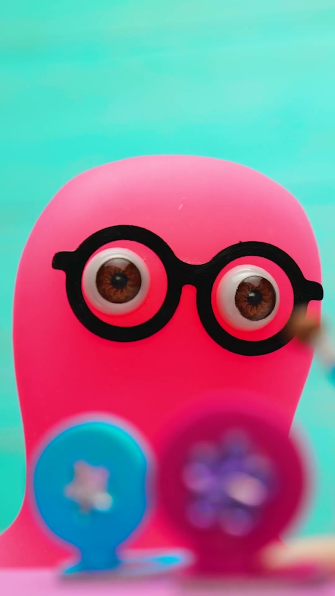 DIY Cosméticos sencillos en miniatura para Barbie ? #shorts ?