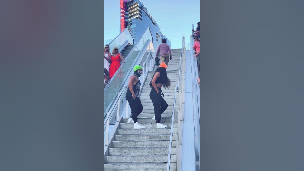 Everyday i’m shuffling 👟 #shuffle #dance