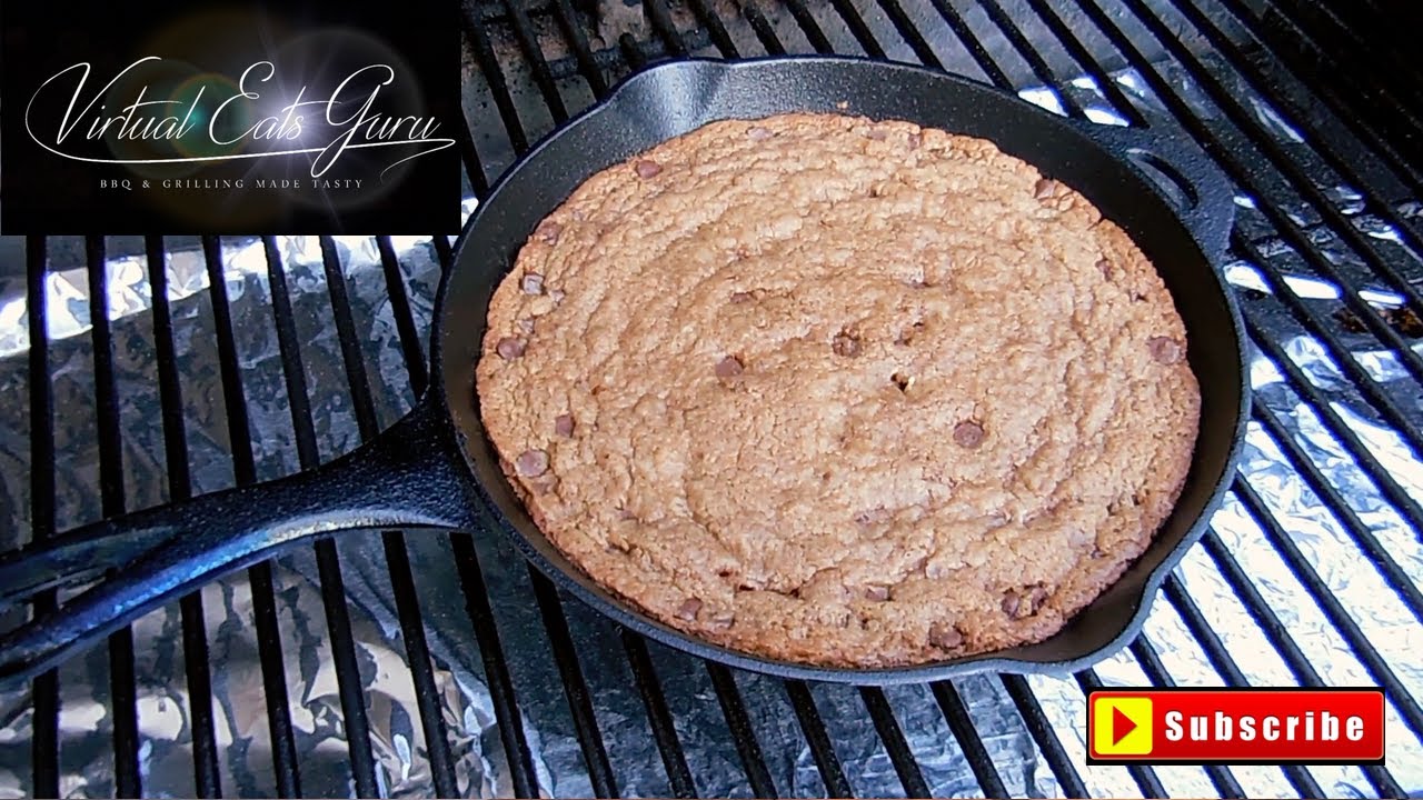 cast iron skillet cookie // chocolate chip — the farmer's daughter