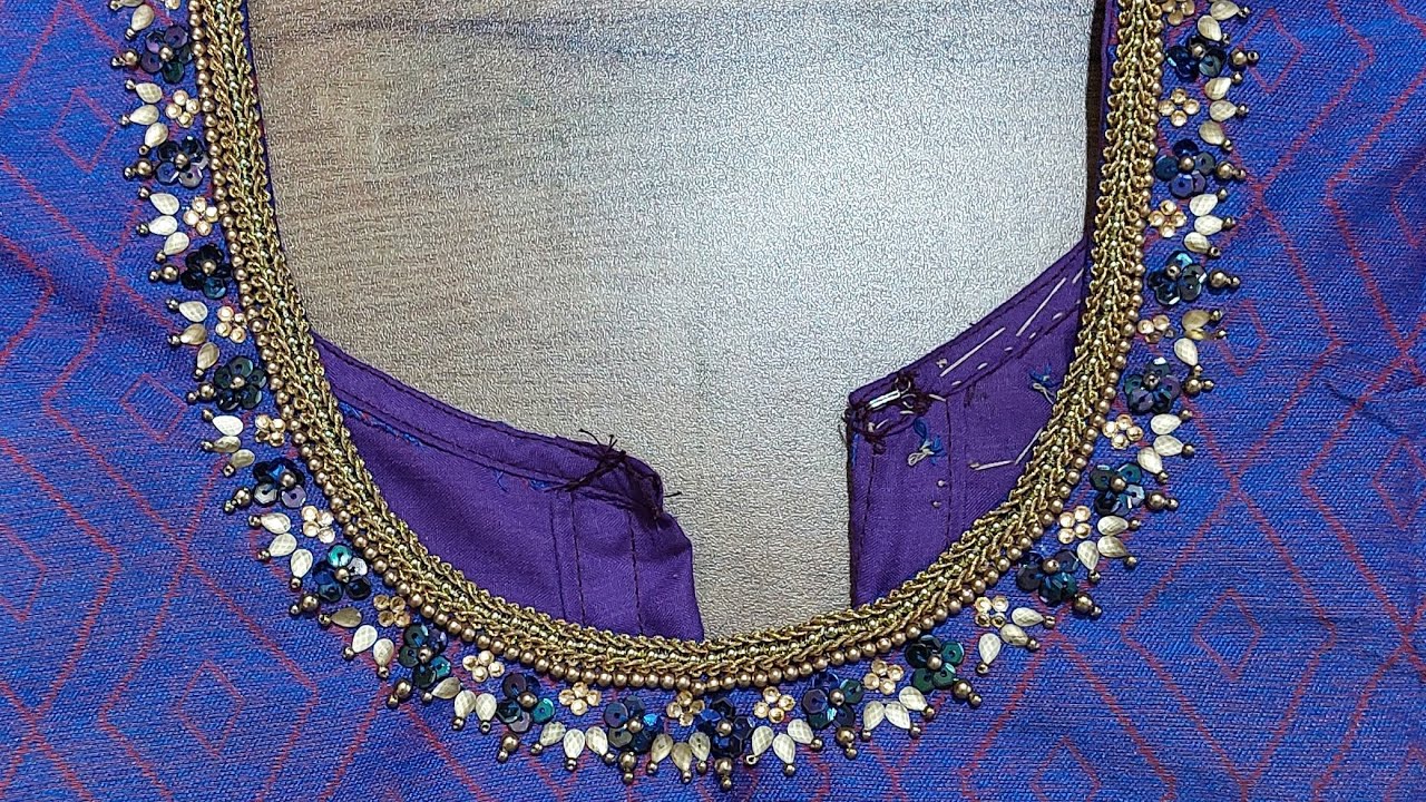 Beautiful aariwork using normal needle 👌