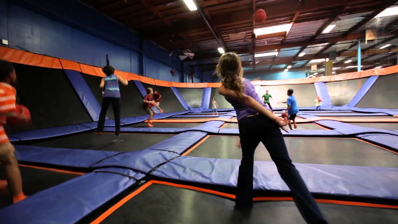 Sky Zone Colorado Springs BIRTHDAY PARTIES! YouTube