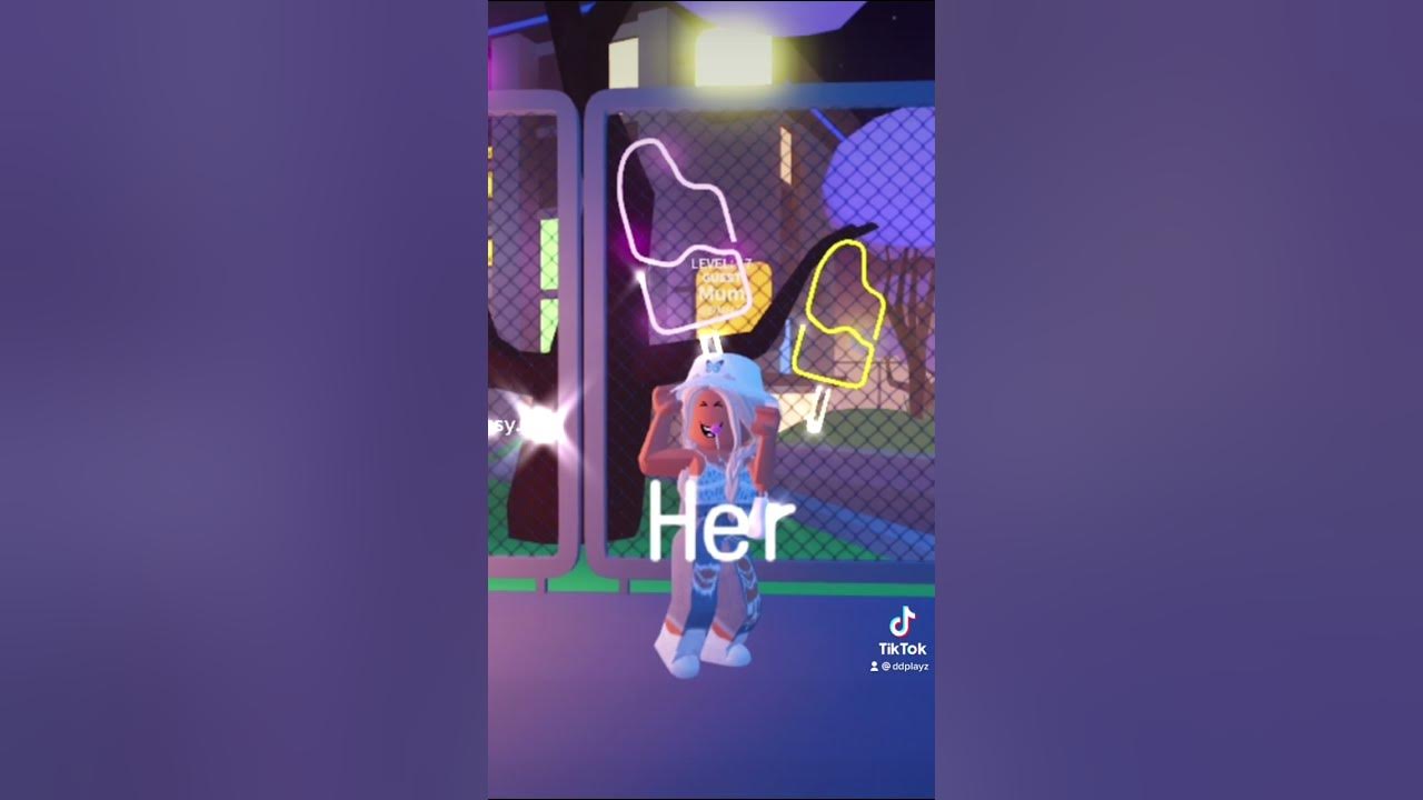 Everybody Watching her but she’s looking at you (Edit ) 💜 🤍 YouTube Everybody Watching her but she’s looking at you (Edit ) 💜 🤍 YouTube