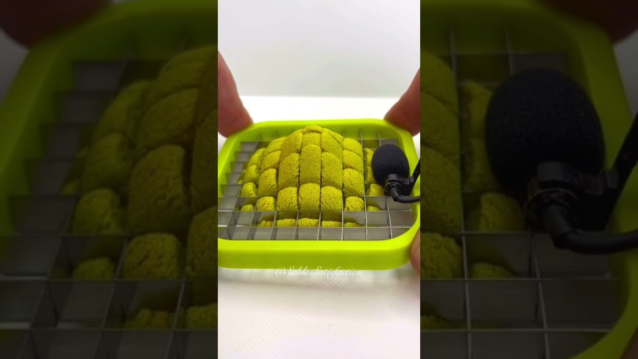 very crispy and crunchy kinetic sand crush 