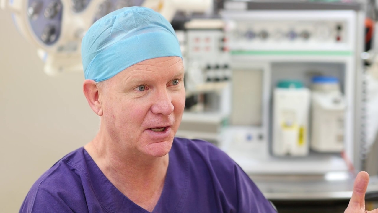 Facelift philosophies for men and women