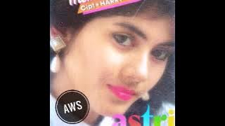 Senyum Memakan Waktu - Astri Ivo