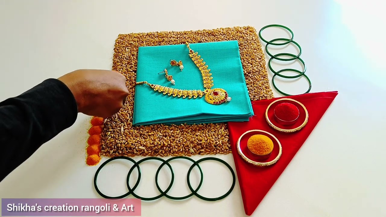 सोपी आणि सुंदर हळदी कुंकू सजावट | Makar Sankranti | Haldi kunku decoration and rangoli ☺️ 