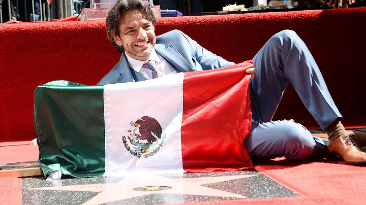 'Viva Mxico', el grito de Derbez al recibir su est...