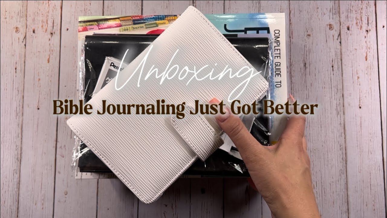 Распаковываю мою новую одноколонную Библию ESV + самую красивую книгу о вере и искусстве!