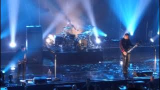 Download lagu Muse - Hysteria (Interlude intro) live @ the Great Hall Exeter (20th March 2015)