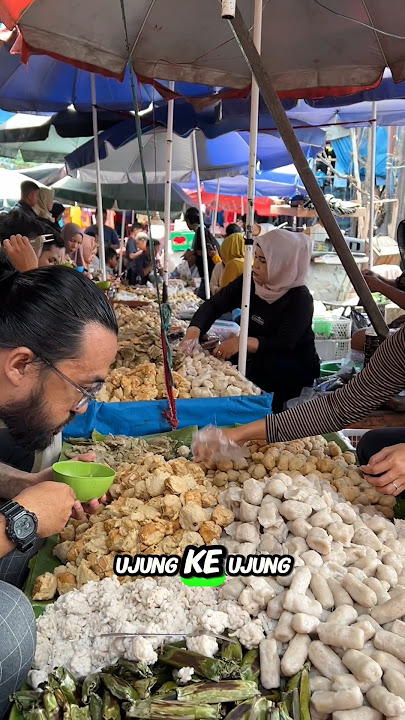 Pempek tumpah seribuan di bawah Ampera #food #fyp #pempek
