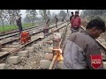 Thermite welding  process on railway track by welder ||थर्मिट वेल्डिंग