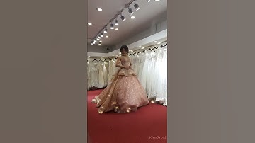 Váy cưới phối tầng phong cách hoàng gia | Chụp Ảnh Cưới Chuyên Nghiệp Tại HCM