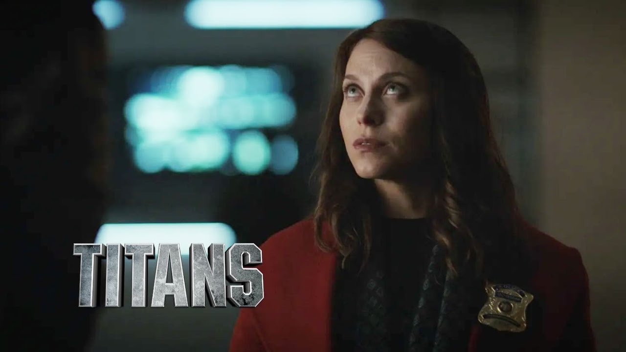 Titans Season 3 Premiere Review - Barbara Gordon, Red Hood