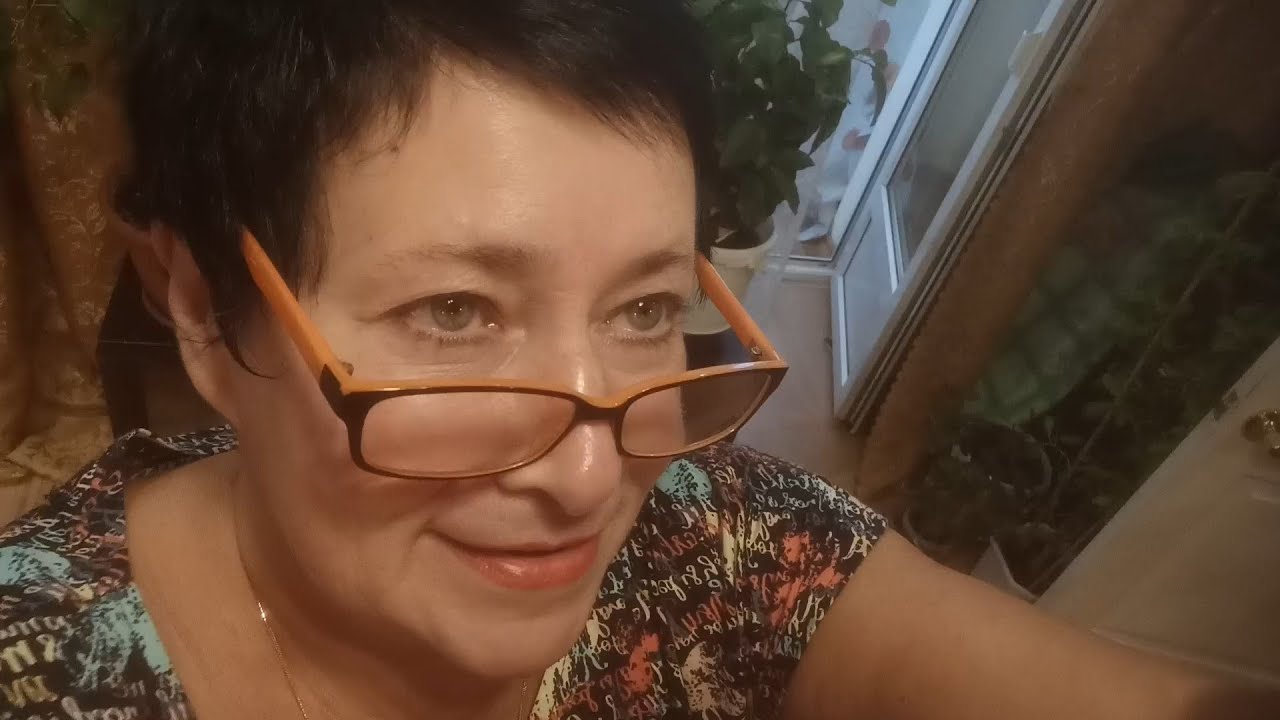 Пеку торт 🎂 на вид хреновенький 🤔 Встречают по одëжке, провожают 😂 по ...