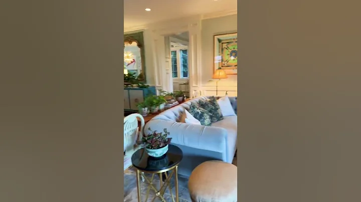 Tour This Gorgeous Hamptons Beach HouseMore Soon! ...