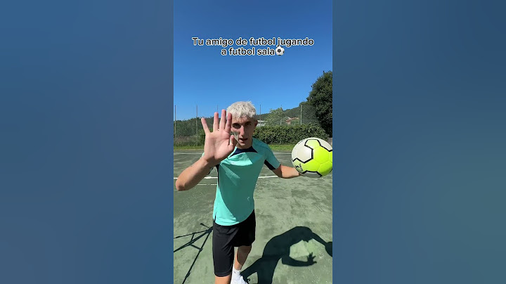 Tu amigo de futbol jugando a futbol sala⚽️ #shorts #viral