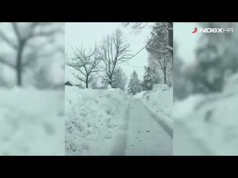 Snijeg paralizirao Hrvatsku, kaos u prometu