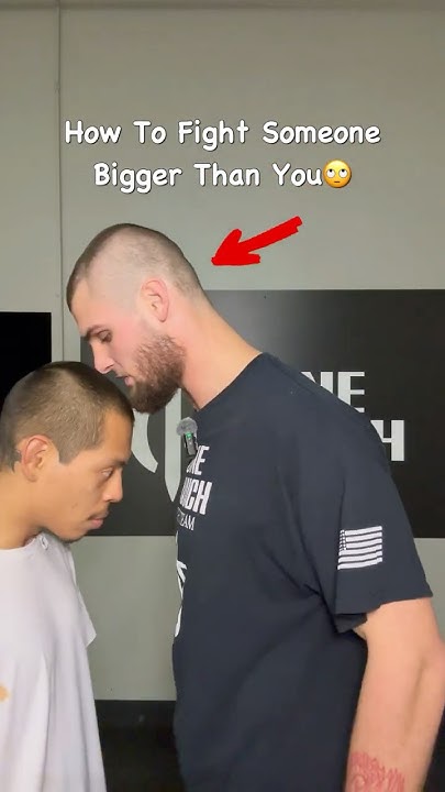 How To Fight Someone Stronger Than You At School How To Fight Someone Bigger Than You #streetfighter #fight #martialarts
