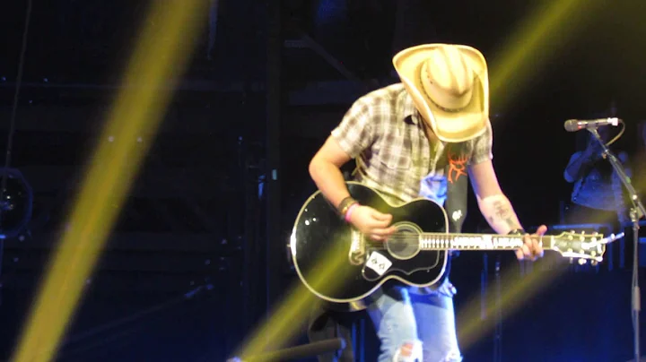 Jason Aldean - Tennessee River (Live in Memphis)
