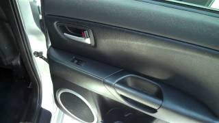 2004 Mazda 3S Hatchback.  98.500 Miles