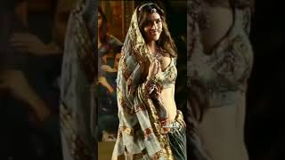 Kriti Sanon Hot Navel