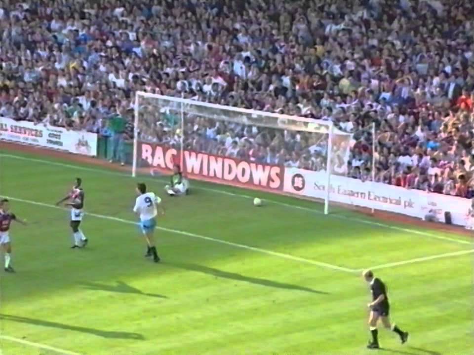 [91/92] West Ham v Manchester City, Sep 21st 1991 - YouTube