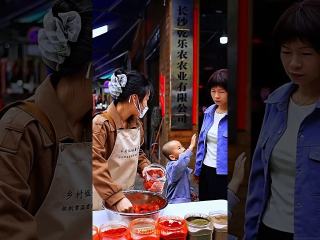 She Hadn’t Eaten for 2 Days… What Happened Next Will Touch Your Heart 😢❤️ #shorts #shortsfeed