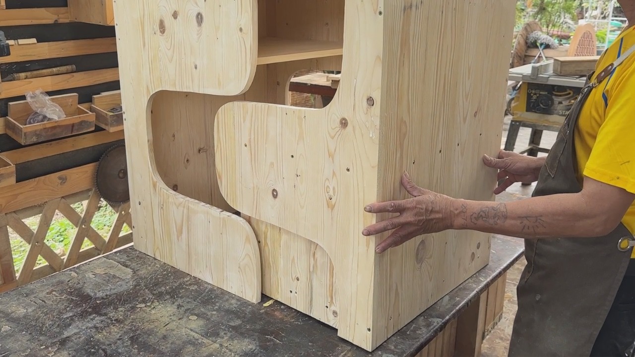 Unique Design Ideas From Wooden Pallets // Creative Ways To Make Nesting Tables And Chairs