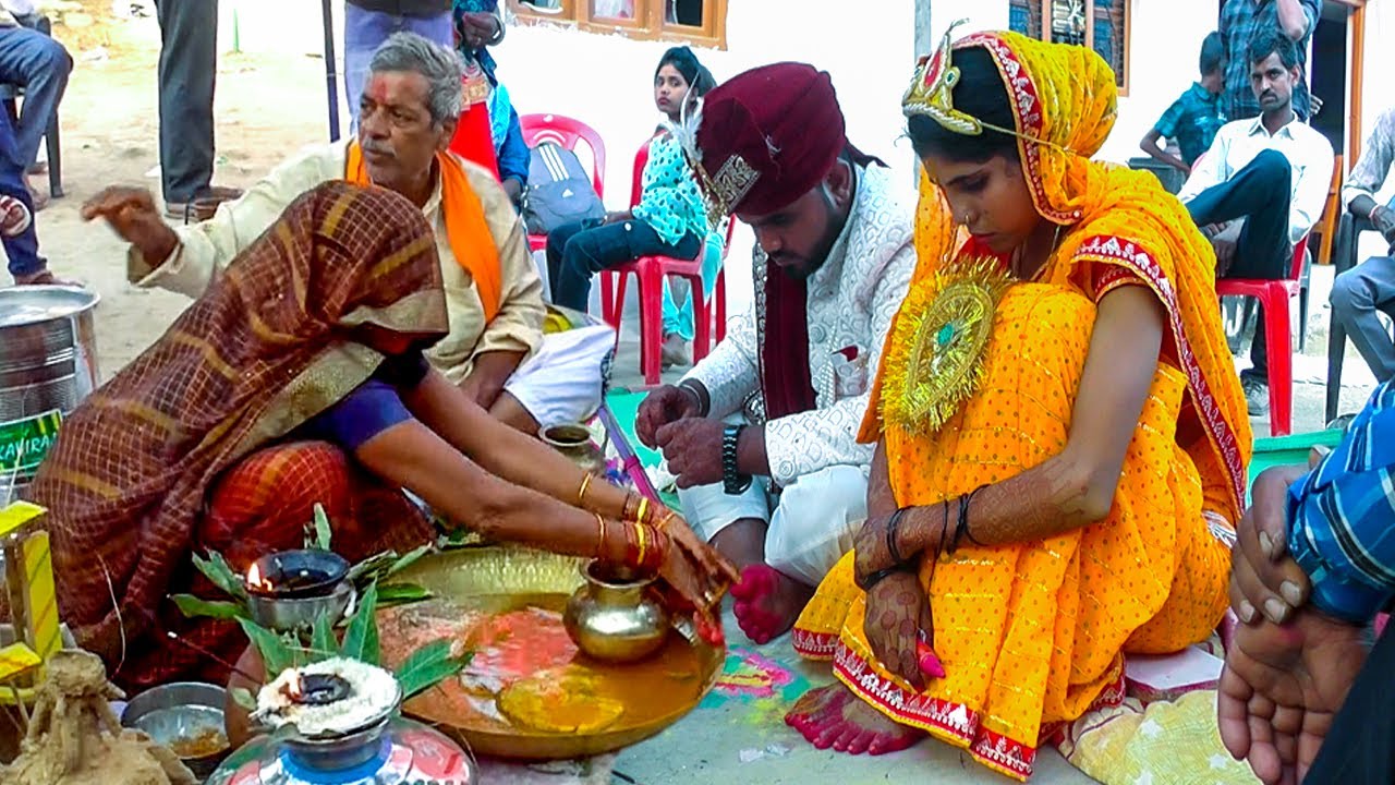 Indian Bagheli Shadi Neeraj Sang Sudha Ka Vivah Jaimala & Chadav Ki Rasam #weddingvideo