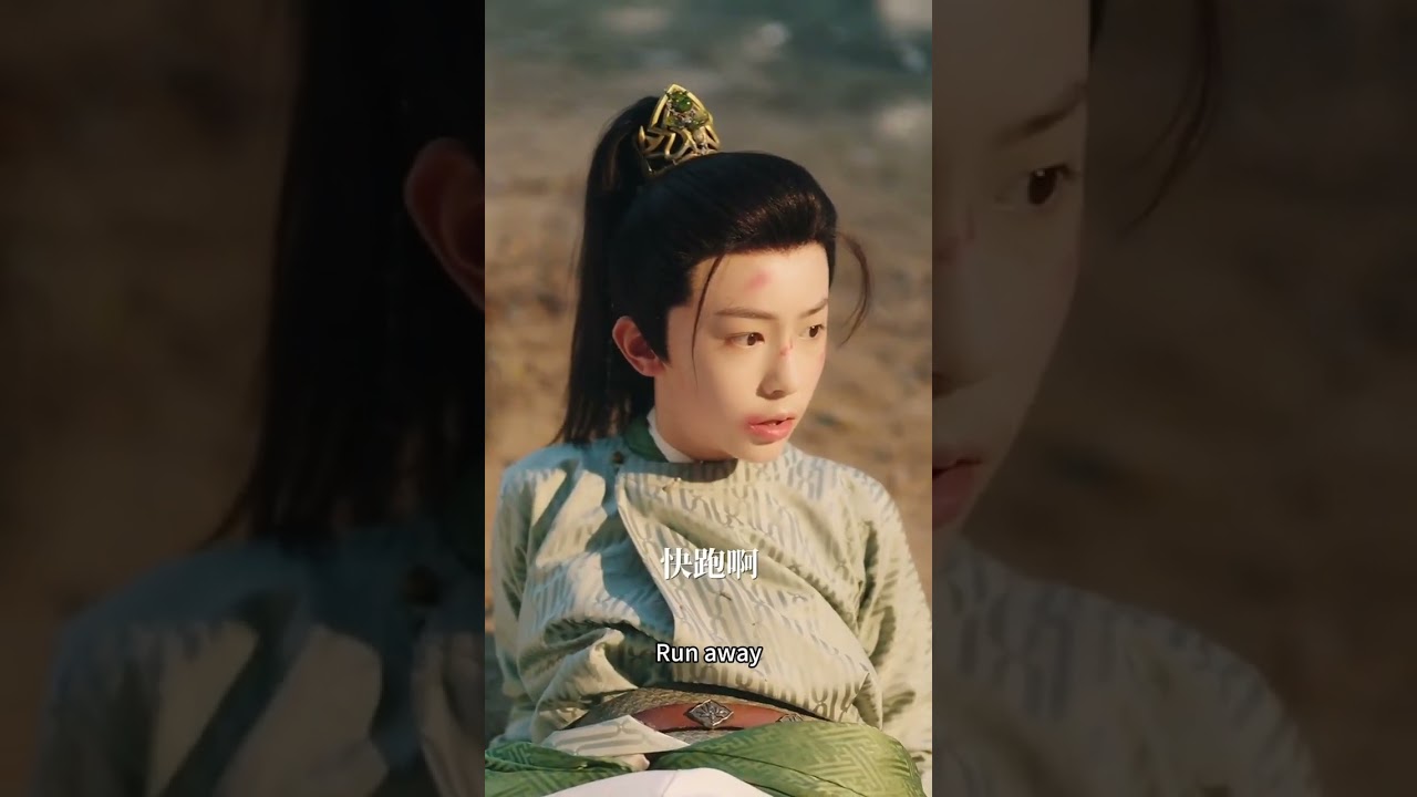 萌娃竟是狼王？少女捡回神秘玩物