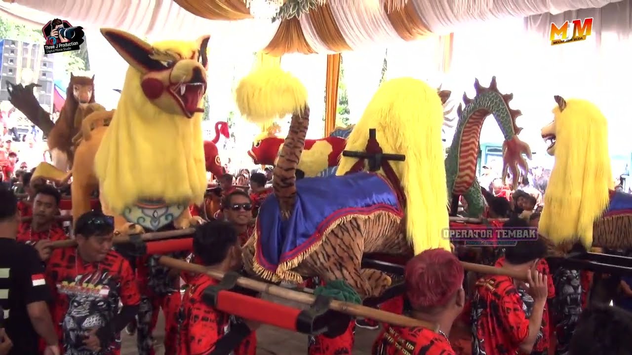 019 ATRAKSI GOTONGAN BUROK MJM PIMP H ATIM LIVE  SIDRAJA 3 APRIL 2025