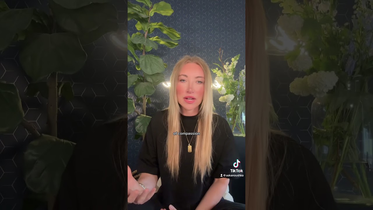 Why NARCISSISTS Love 💗 EMPATHS so much